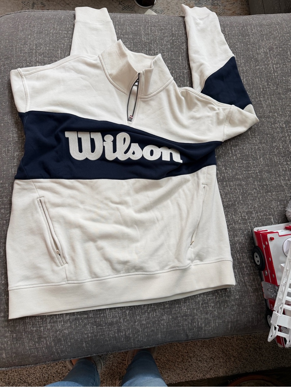 Wilson Off-White and Navy Half-Zip Pullover Sweater